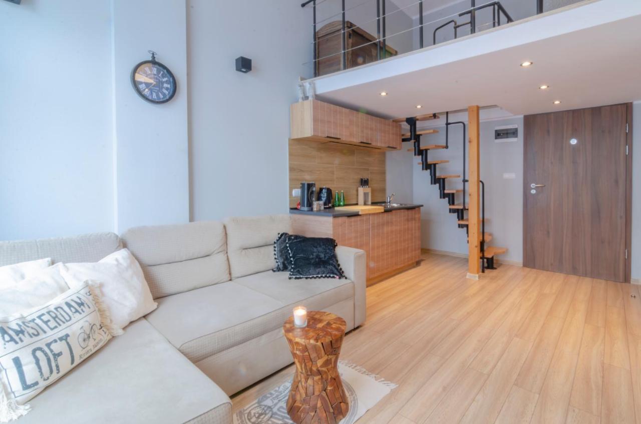 Holiday Home Loft Z Antresola I Balkonem Przy Plazy Miedzyzdroje Exteriör bild