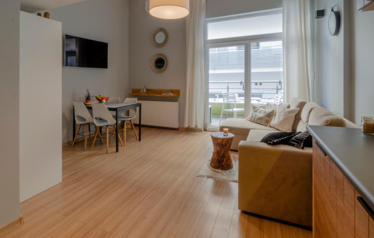 Holiday Home Loft Z Antresola I Balkonem Przy Plazy Miedzyzdroje Exteriör bild